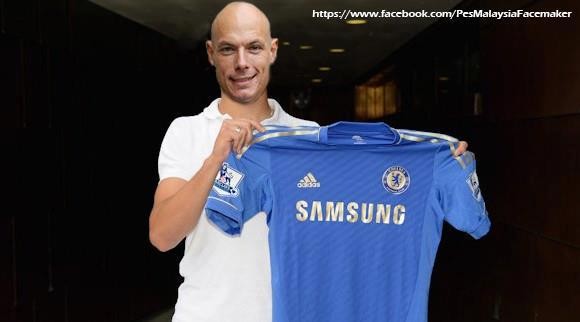 Bản hợp đồng mới nhất của Chelsea mang tên Webb.